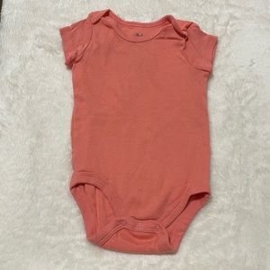 🎀 3-6 months baby girl bodysuit onesies 🎀 baby girl clothes